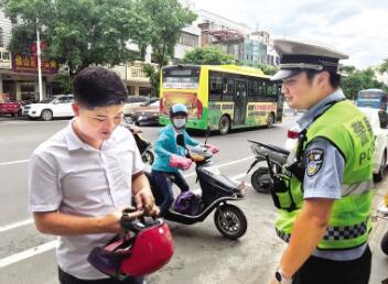 2019年杭州电动车安全新标准[必须戴头盔及限载